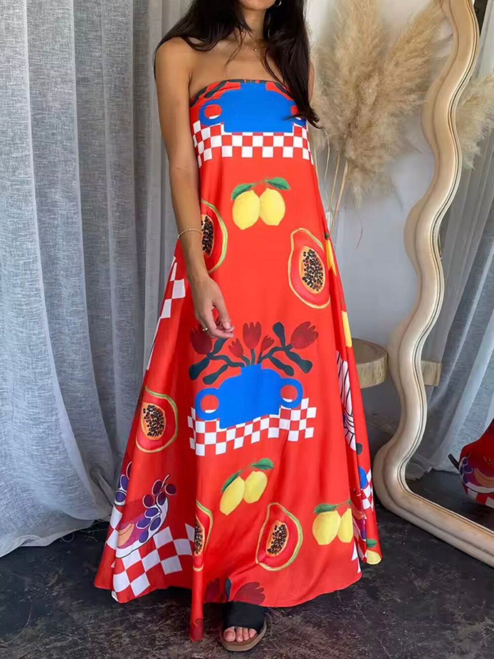 VESTIDO LARGO ROJO CON ESTAMPADO DE FRUTAS